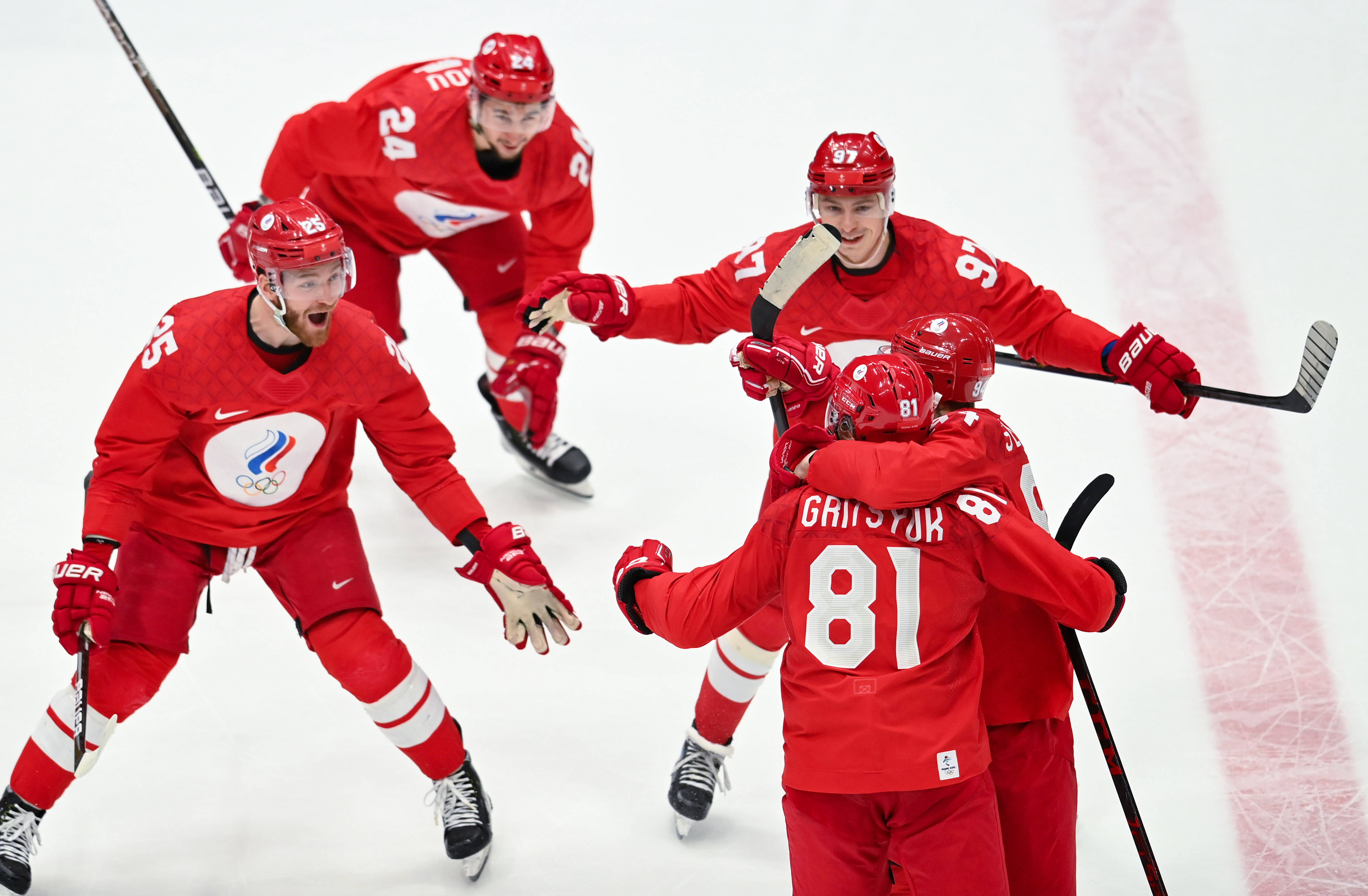 葡萄牙队实力压倒立陶宛队，晋级欧国杯半决赛