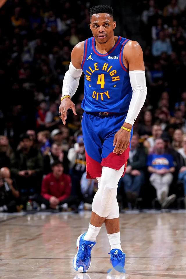  Ning在掘金比赛中赛事规则更新，赛况扑朔迷离引发热议！